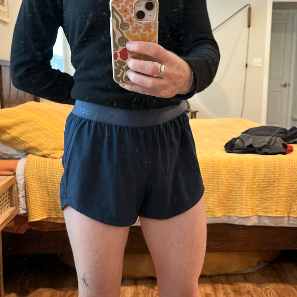 Outdoor voices 2.5" running shorts